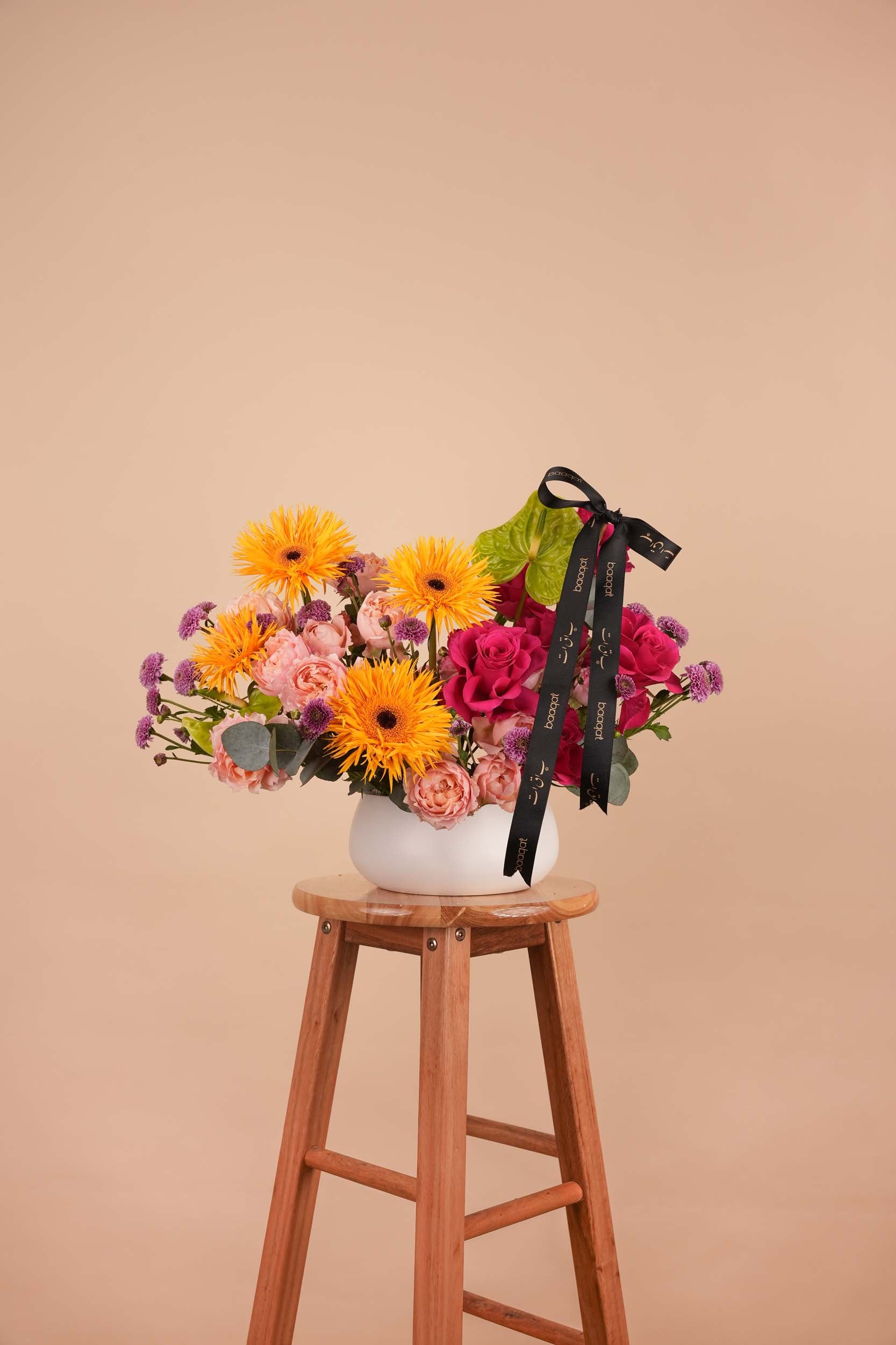 Golden Rose Garden Flower Vase