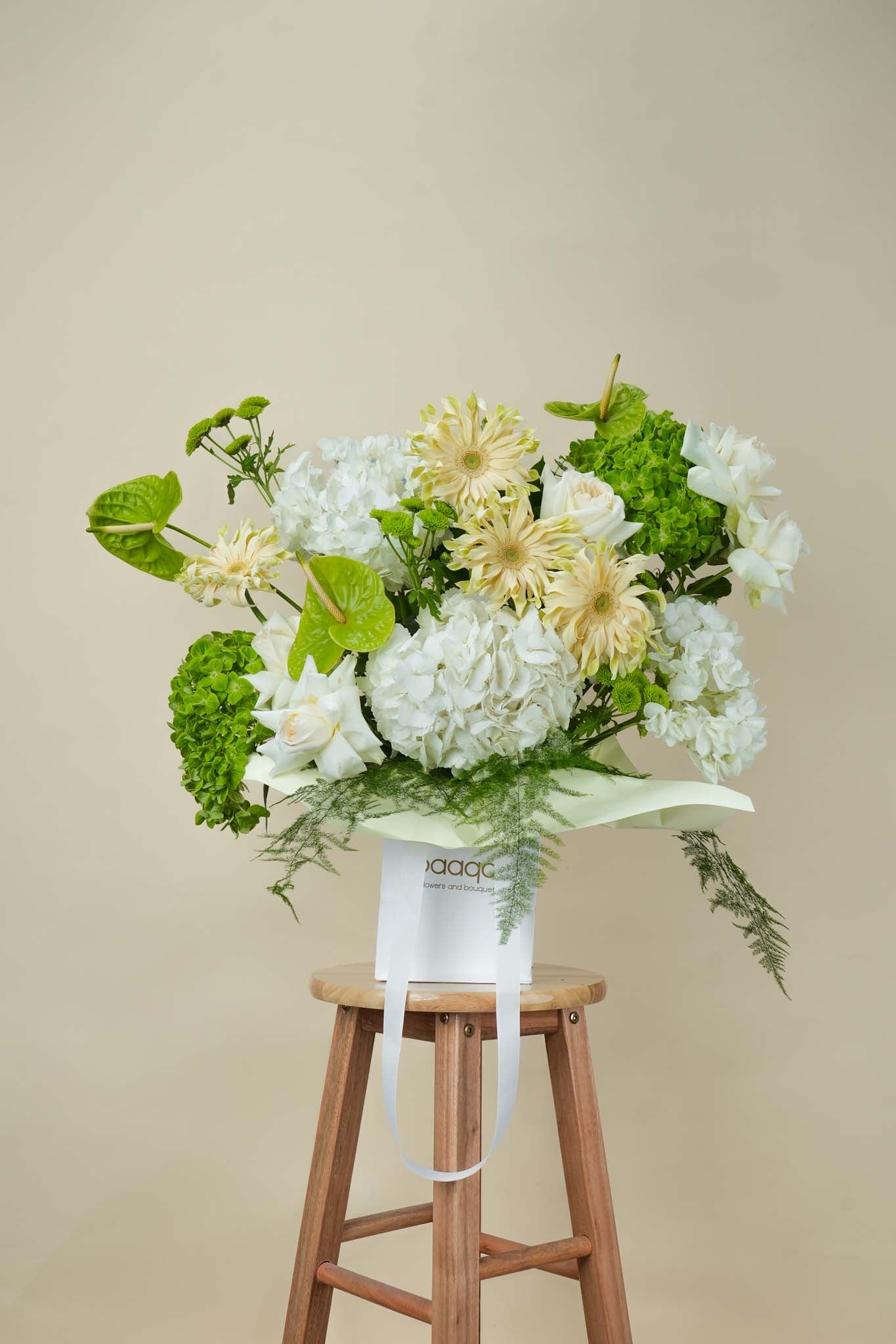 Elegant Ivory & Green Luxury Flower Box