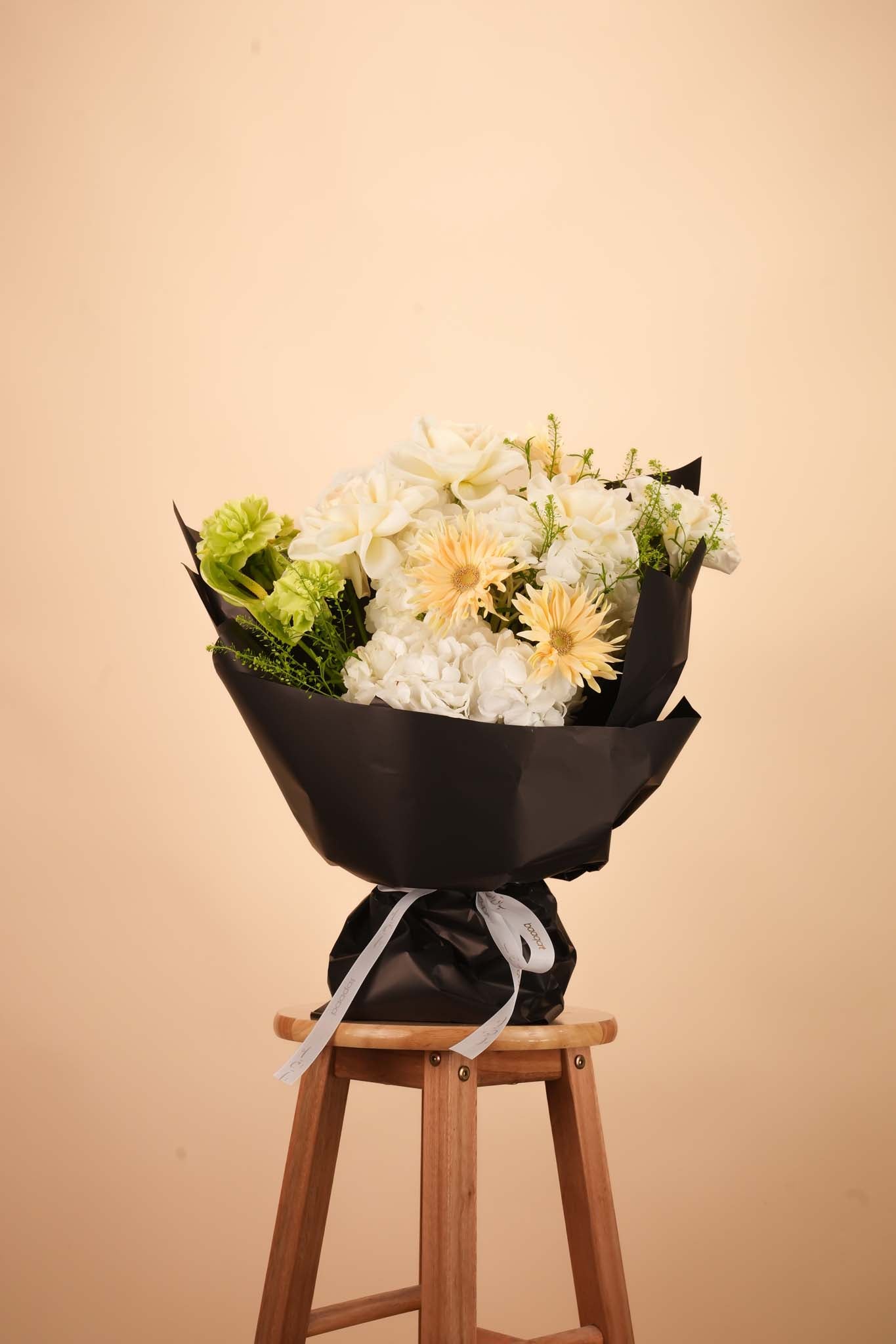 Midnight Ivory Bouquet