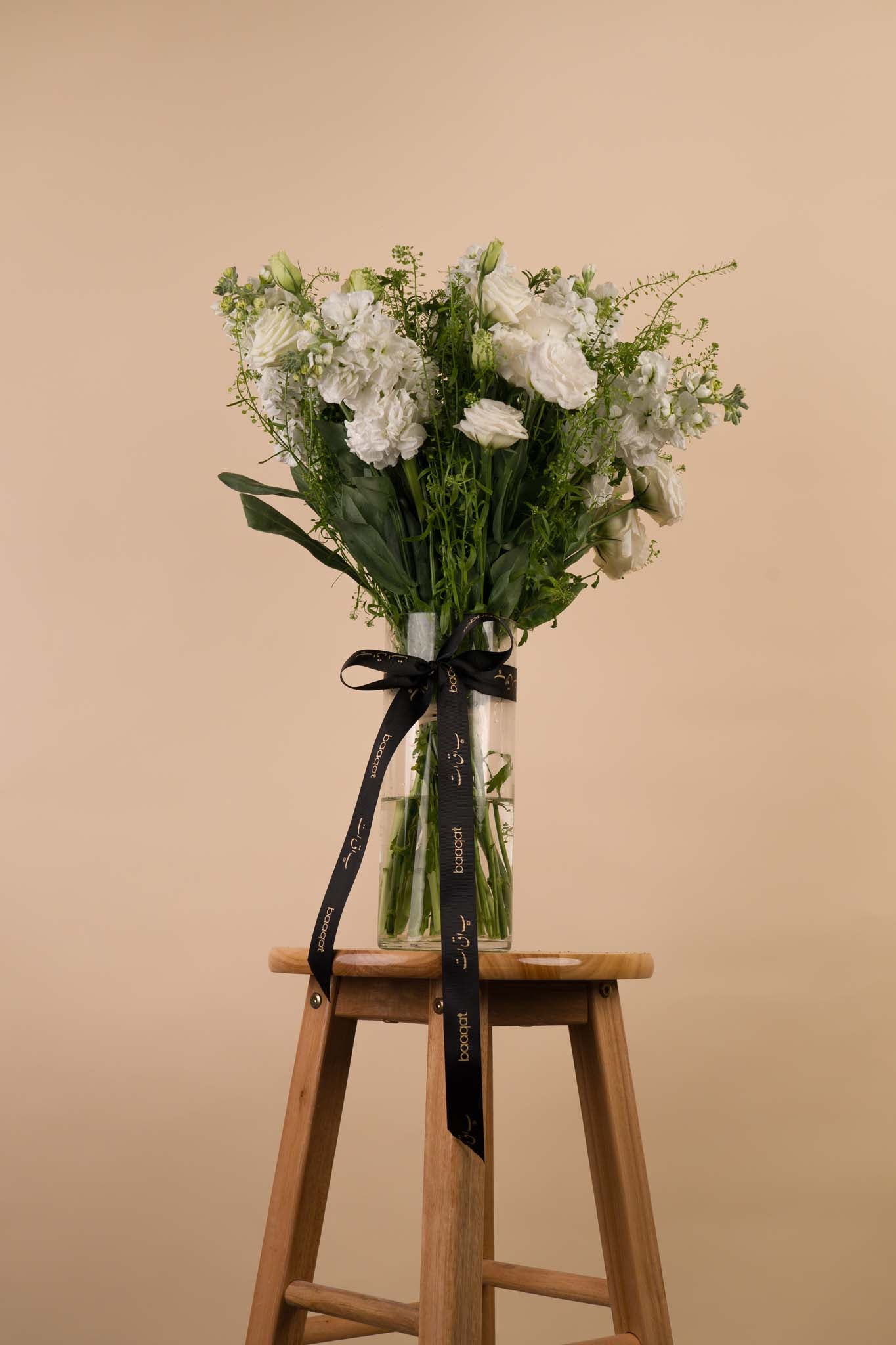 Pure Grace – White Luxury Flower Vase Arrangement