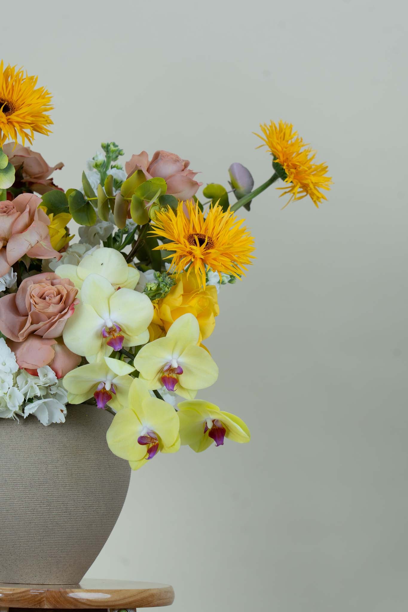 Golden Bloom Luxury Flower Vase