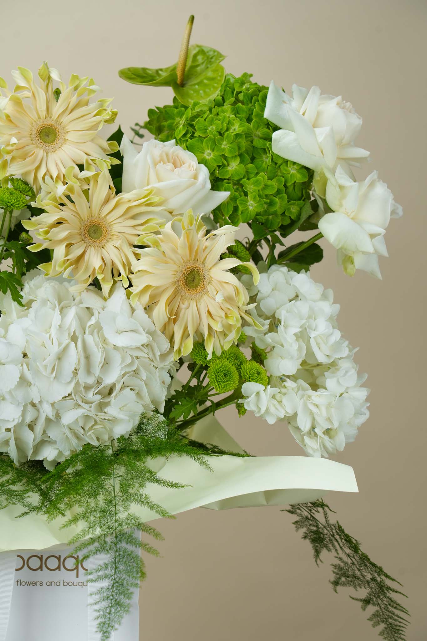 Elegant Ivory & Green Luxury Flower Box