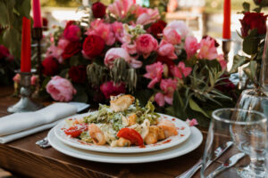 dining experience, floral decor, floral display, flower arrangements, seasonal flowers, themed flower arrangements, Unique floral arrangements