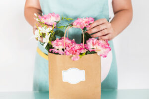 flower gift bag, flower bag arrangement, stylish flower arrangements, modern flower gifts, flower gift delivery, unique flower gifts, bouquet alternatives