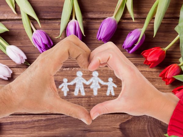 National Parents Day 2025 Dubai, Flower shop Dubai, Buy flowers online Dubai, Premium dinner Dubai, Best restaurants for Parents Day Dubai, Parents Day gifts Dubai